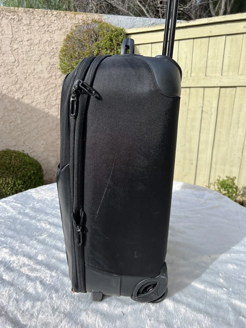TUMI T TECH SUITCASE CARRY ON BLACK Ballistic Rolling Carry UPRIGHT 5622D 23" 4