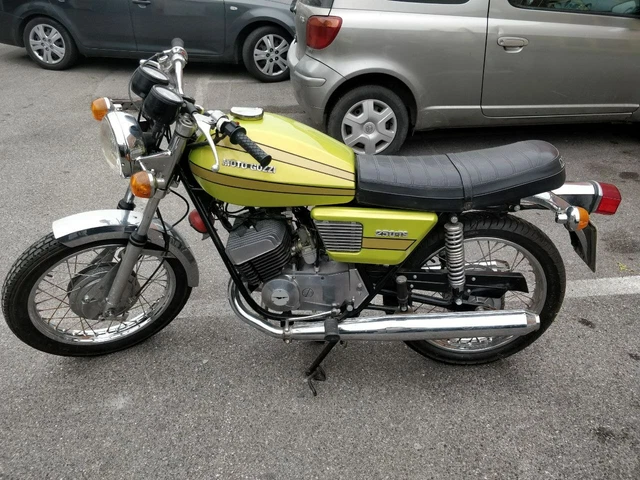 Moto Guzzi 250-ts 1974 d'Epoca Restaurata Moto Guzzi 250-ts 1974 d'Epoca Restaurata
