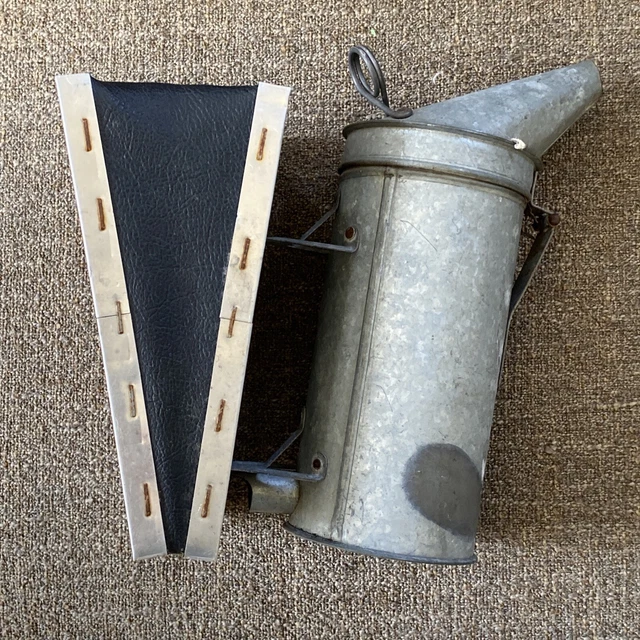 Vintage Root Quality Bee Supplies Hive Smoker Wood Leather Bellows Working