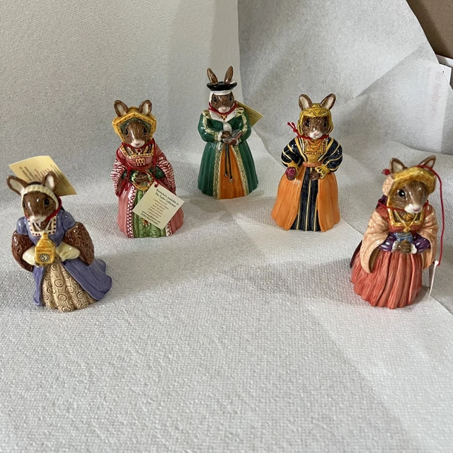 ROYAL DOULTON BUNNYKINS The Tudor Collection x5 Figurines Boxed 2002/3
