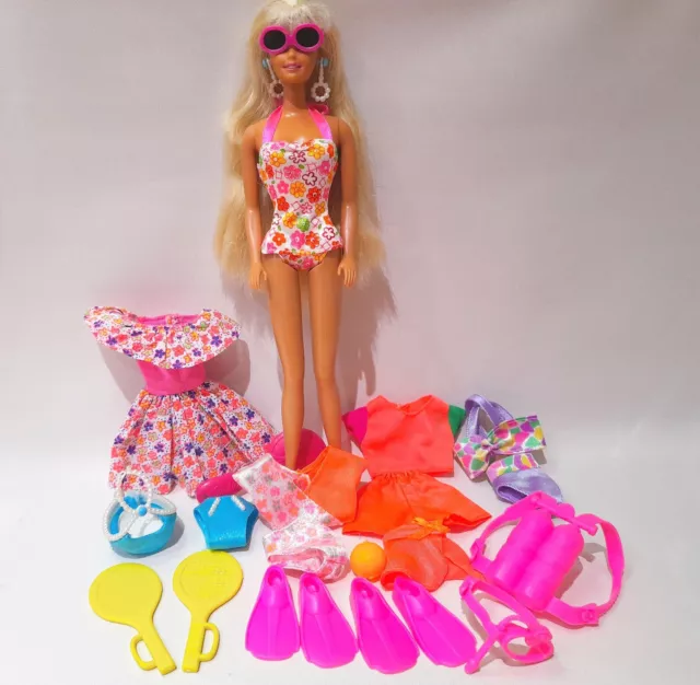 Vintage Barbie Doll - Pearl Beach Doll, Outfits & Accessories DEL138