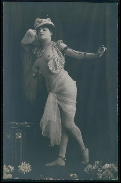 Carte Postale Photo Originale - Danseuse Orientale - Hanau - Vers 1940