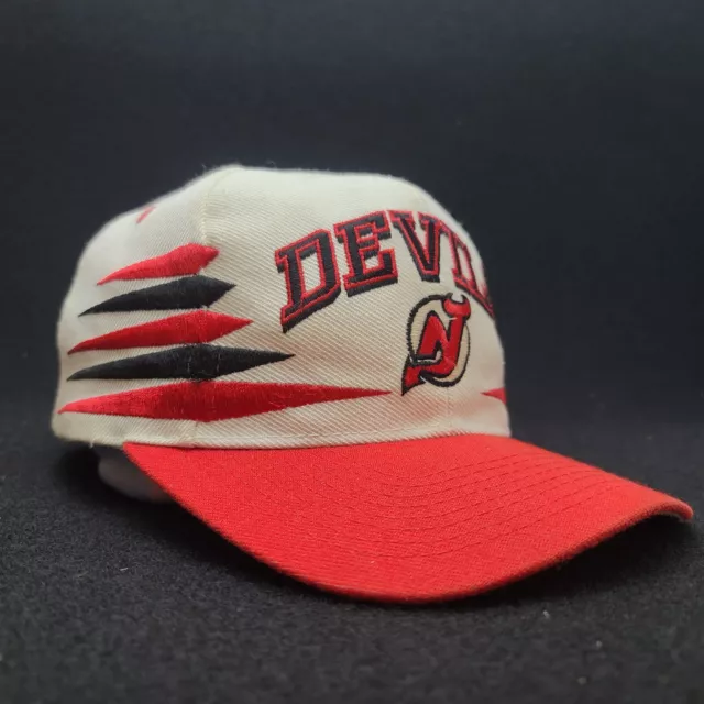 Vintage NHL New Jersey Devils Universal Corduroy Snapback Hat – 🎅 Bad Santa