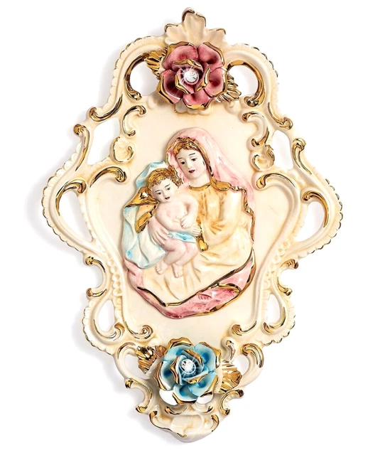 Sculpture En Porcelaine Représentant Putto Avec Panier De Fleurs De Capodimonte 20eme Siecle