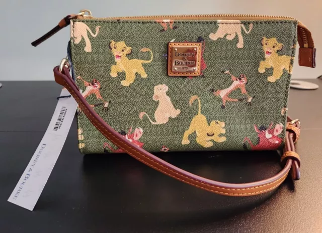 NWT Disney Dooney & Bourke Lion King Crossbody Handbag--Great Print Placement!