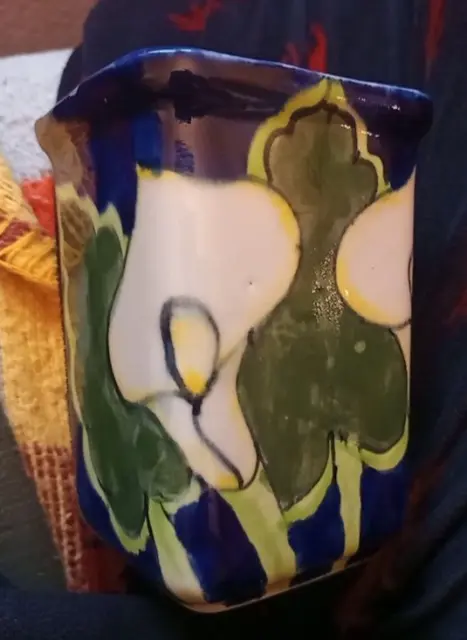 Mexican Pottery Talavera Ceramic Calla Lilies Hand Painted Vase.