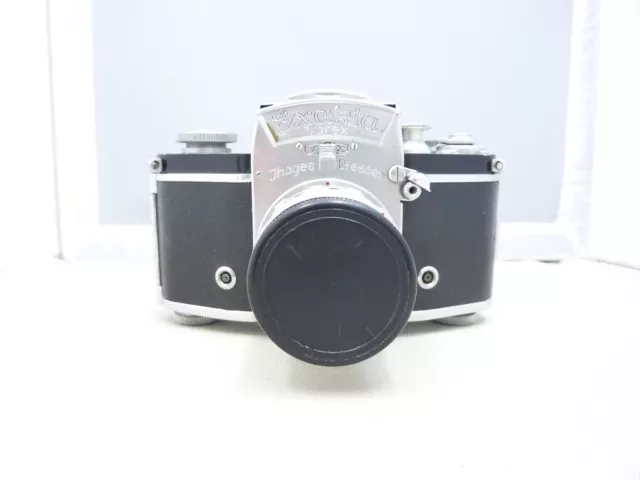 Fotoapparat Exakta Varex VX mit Objektiv Carl Zeiss Jena Tessar 1:2,8 f=50mm