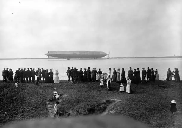 The Launching Of The First Naval Airship The Mayfly Aviation History Old Photo