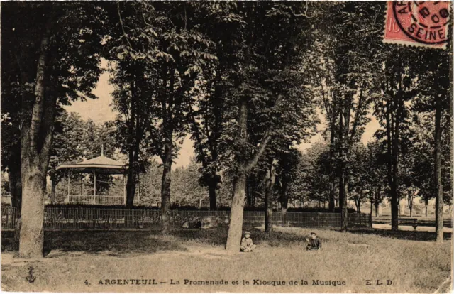 CPA Argenteuil La Promenade et le Kiosque de la Musique FRANCE (1309175)