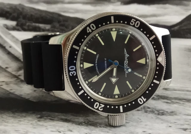 Vostok amphibia sales 120 case