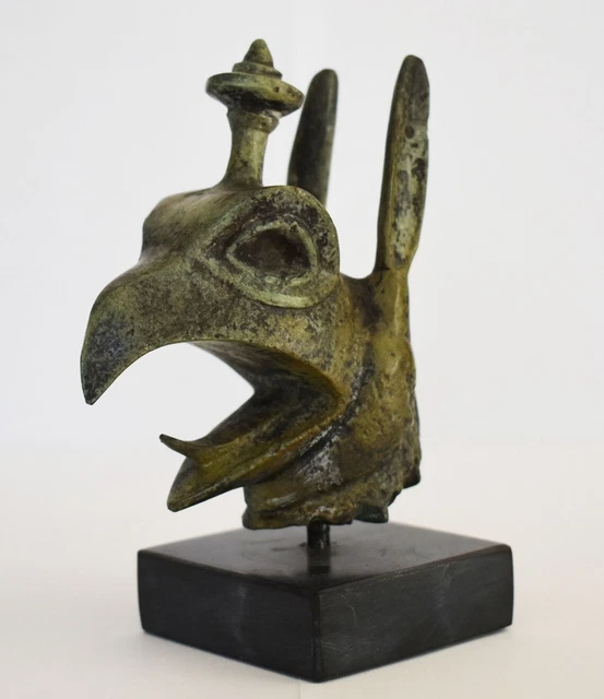 Griffin head bust - Ancient Greek legendary creature - Replica - Bronze Griffin head bust - Ancient Greek legendary creature - Replica - Bronze