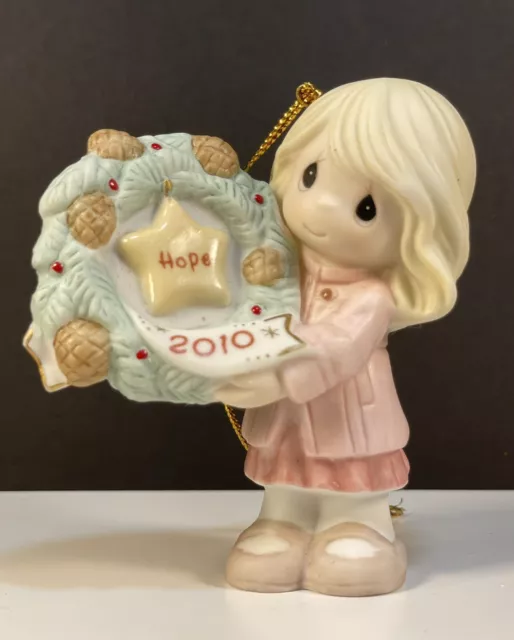 Precious Moments Porcelain 2010 Christmas Ornament 'My Hope is in You' #101002
