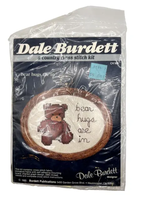 Abrazos de oso vintage de punto de cruz Dale Burdett país están en #CK160