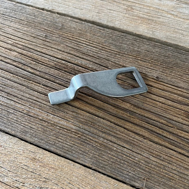 HECKKLAPPENAUFSTELLER ZUR CAMPING und Hunde Belüftung VW Bus T4 T5 T6