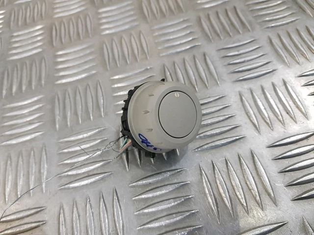 Bouton commande toit ouvrant - Renault Scenic III / Megane III
