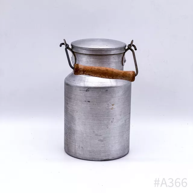 Vintage Aluminium Milchkanne Alu-Milchkanne mit Holzgriff  & Deckel | 15,5 cm 3