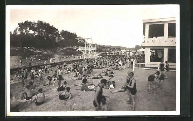 CPA Charentonneau, Maisons-Alfort, La Plage, un Coin du Bar