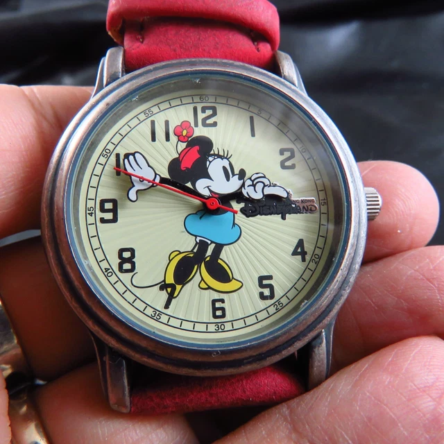 Disney Classic Minnie Mouse Quartz Lady Watch Disney Classic Minnie Mouse Quartz Lady Watch