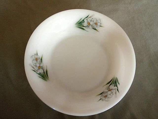 Saladier Arcopal vintage 23 cm – Modèle Rotterdam fleuri