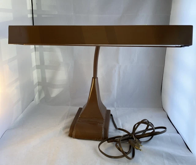 VINTAGE MARKS DELUXE Metal Industrial MCM Gooseneck Drafting Desk Lamp