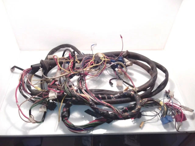 VW T25 VAN BUS CAMPER GENUINE WIRING LOOM + CONNECTORS (c. 1988 DIESEL