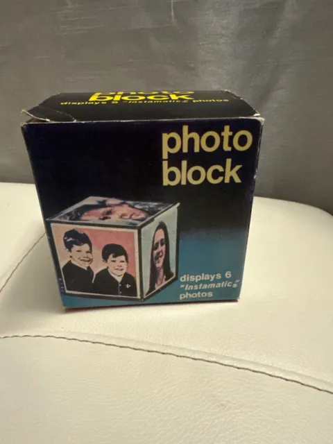 Vintage  1971 Plastic Cube Instamatic Six Photo Display Block with Box Hong Kong