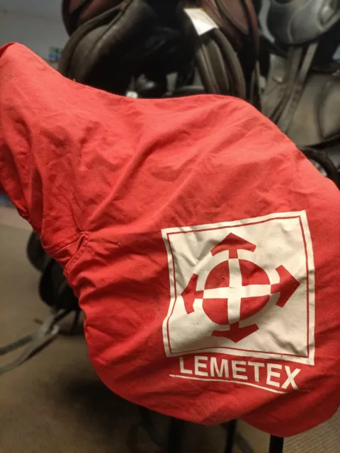 LEMETEX red saddle cover