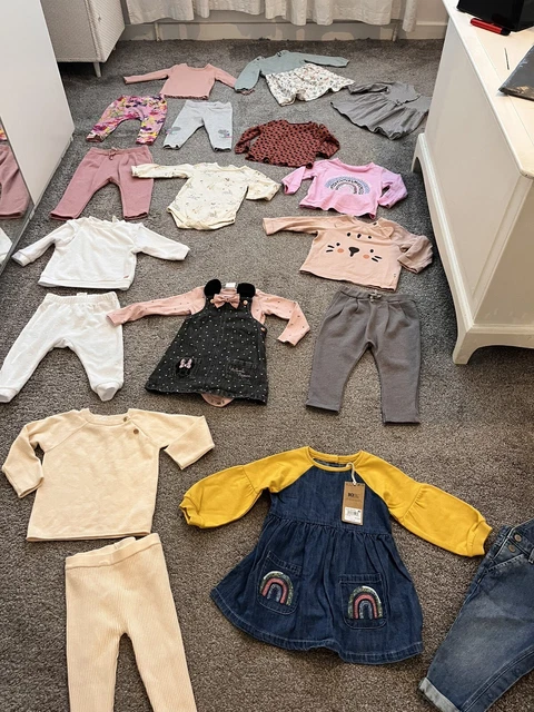 Pacchetto vestiti autunno/inverno bambine età 9-12 mesi alcuni nuovi con etichette Next Zara TU