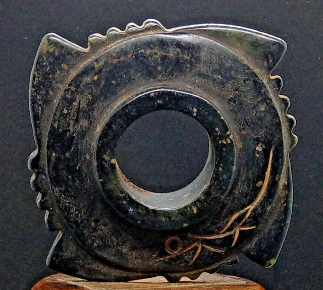 Antigua Escultura de Viejo Jade Meteorito Magnético Cultura Hongshan