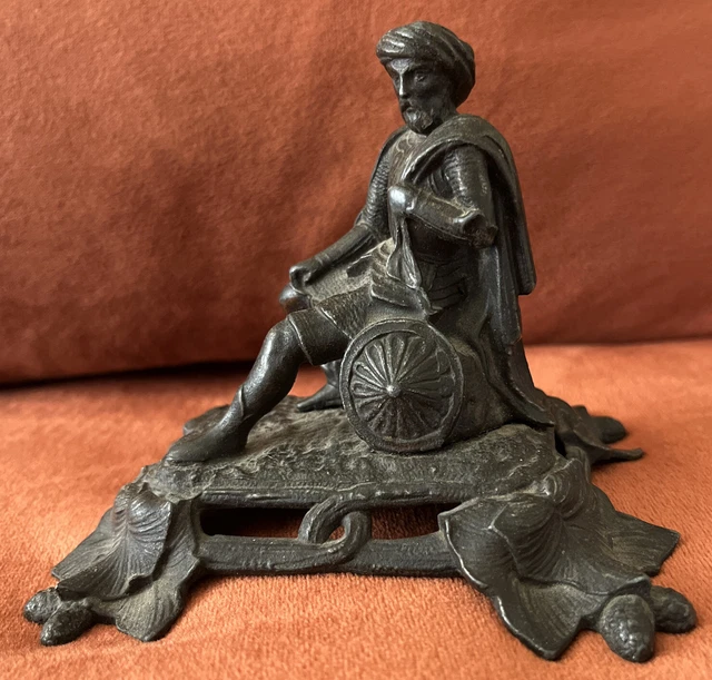 sculpture statue roi empereur sultan arabe turc militaire militaria bouclier