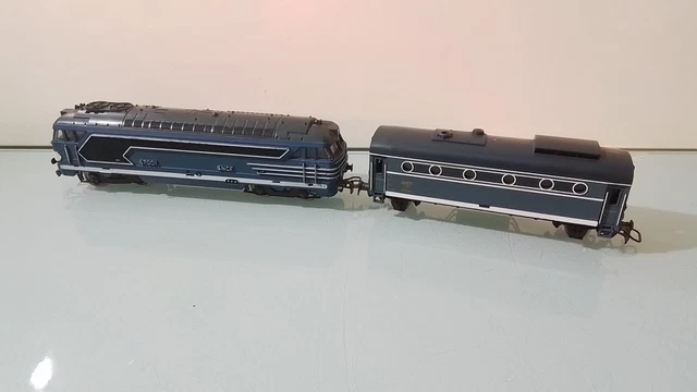 Jouef 841 HO - Locomotive Diesel SNCF BB 67001 Bleue - Sans Boîte