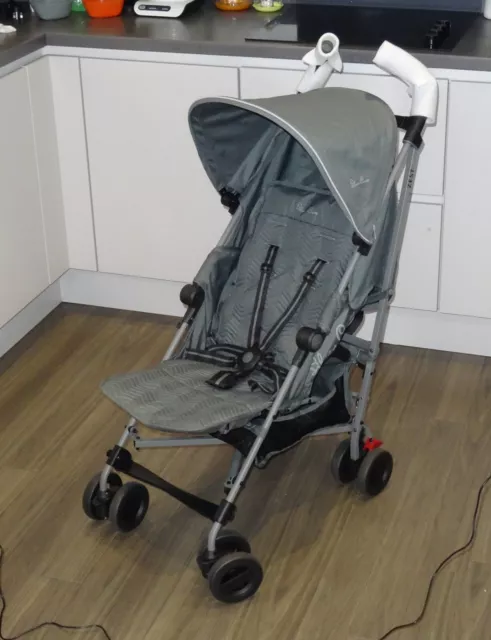 Silver Cross Zest Stroller in Grey. Rain cover included.