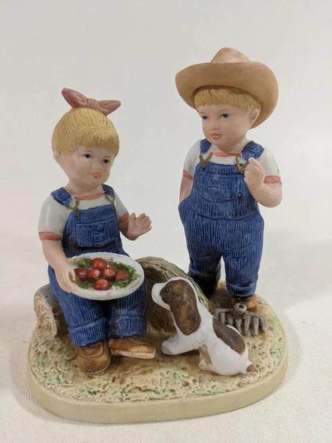 Denim Days by Homco Danny & Debbie  #1507 "SUMMER HARVEST" 1985 Figurine Dog