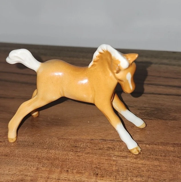 Figurine Cheval Palomino Beswick A259 – Céramique UK