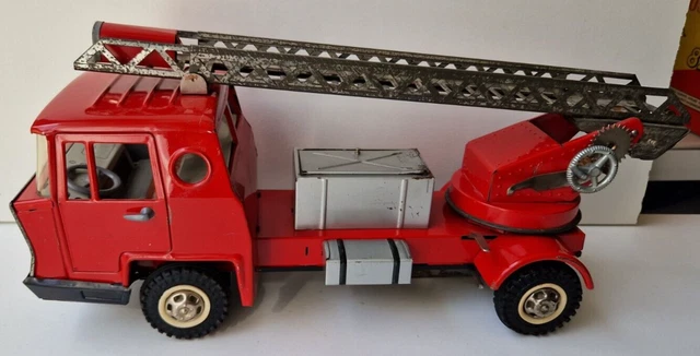 JOUSTRA - CAMION BERNARD INTL TRANSPORT - A RESTAURER / POUR