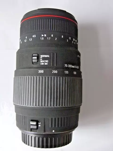 Canon EOS EF fit Sigma DG APO 70-300mm Zoom Lens AF EF DSLR FREE UK POST