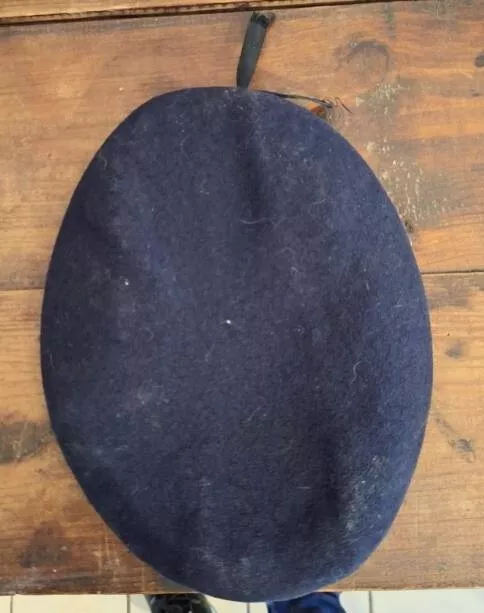 beret bleu foncé noir para métro  années 1970/80 "commando assaut" 2