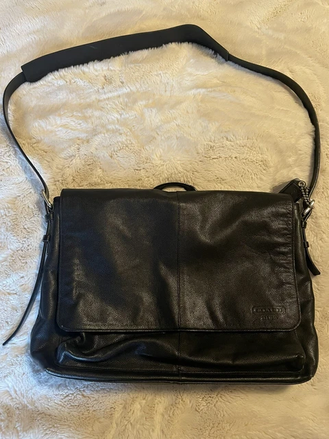 Men’s COACH Black Pebbled Leather Crossbody Messenger Bag - No. A1182-70311