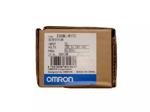 OMRON E5CWL-R1TC AC100-240V OLADER  New In Box