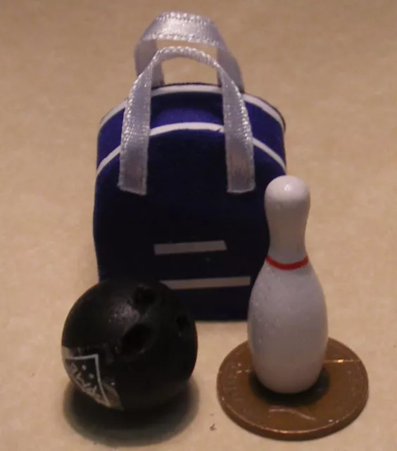 Bowlingtasche Ball & Skittle Set Tumdee 1:12 Maßstab Puppenhaus Sportspiel 3