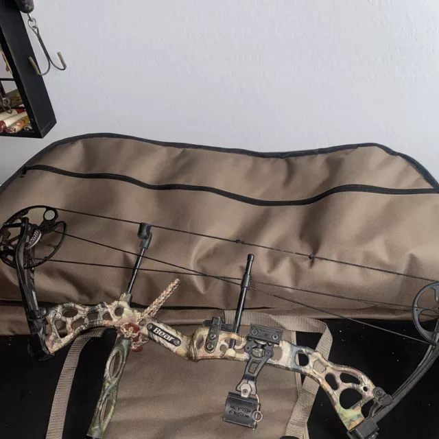 BEAR - Attitude Compound Bow - Camo - RH w/ Case