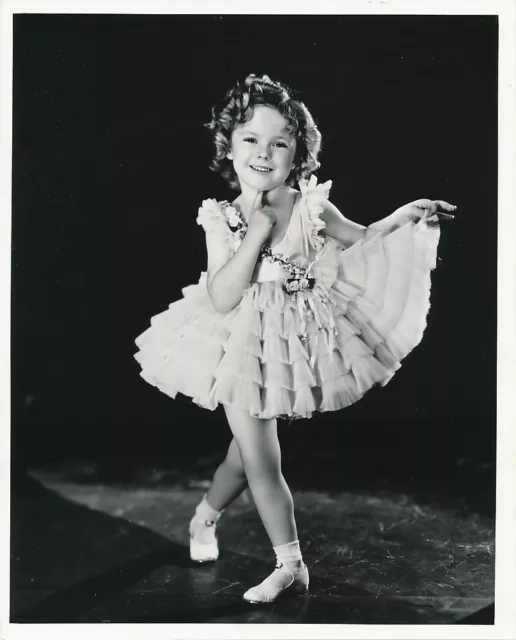 SHIRLEY TEMPLE Child Star Cute 1930s 20th Fox Studio Portrait Photo