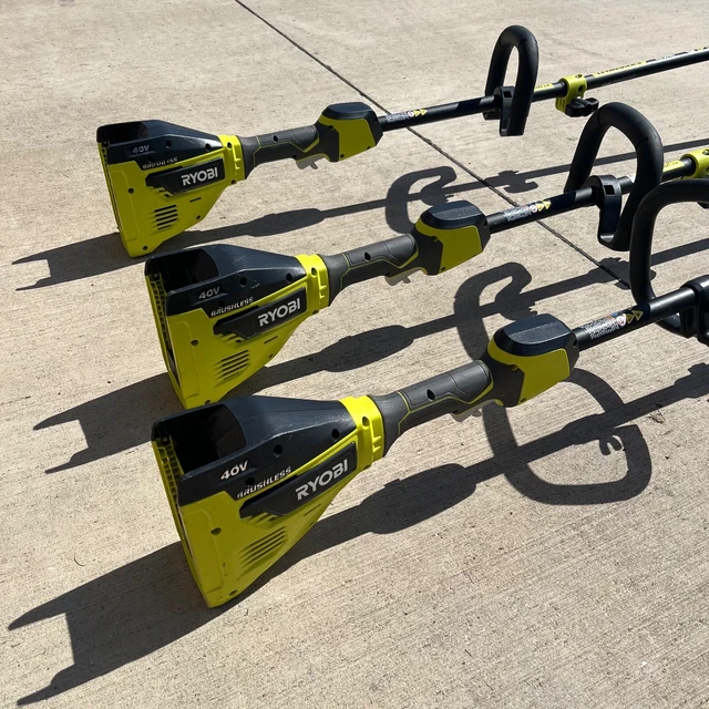 (1) ONE RYOBI RY40007 40v Expandit Cordless Brushless 15"in String