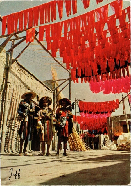 CPM MAROC-Marrakech-Souks des Teinturiers (328927)