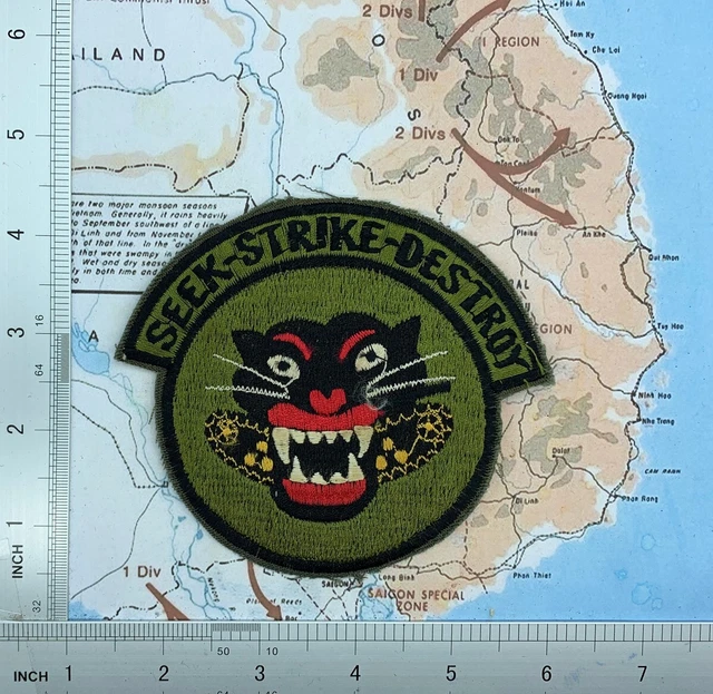 Patch , SEEK - STRIKE - DESTROY , TANK DESTROYER , tank in cats mouth , s9