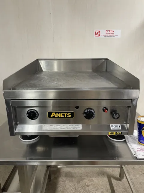 Anets A24X24G 24” Gas Countertop Griddle with Thermostatic Controls
