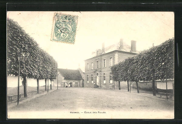 CPA Hermes, École des Filles 1904