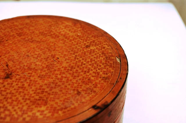 Antique Burmese (Bagan) Red Lacquered Coiled Bamboo Betel Nut Box Hand Painted"2 7