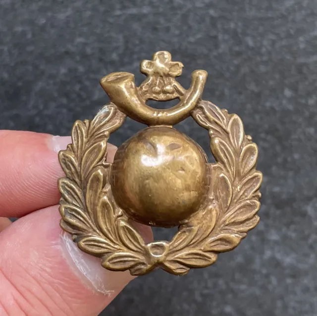 Genuine WW1 Royal Marine Light Infantry Cap Badge