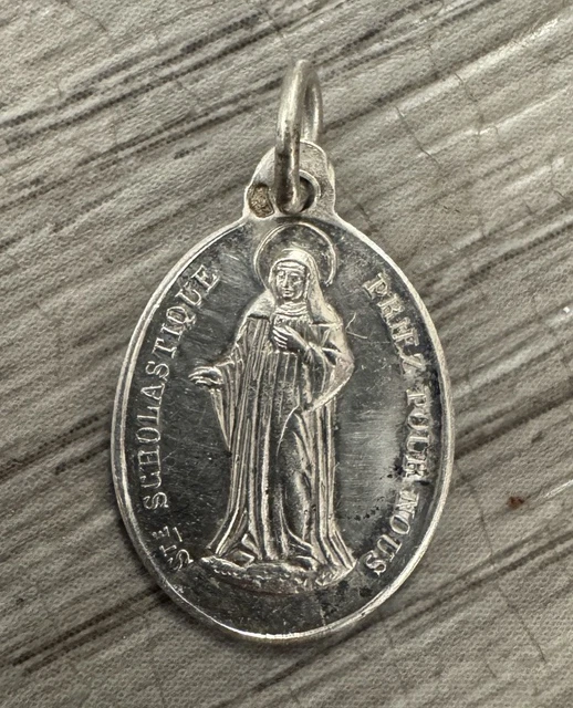 ANCIENNE MÉDAILLE RELIGIEUSE Curé d'Ars P.P.N Sainte Philomène signé Escudero EUR 9,90 - FR